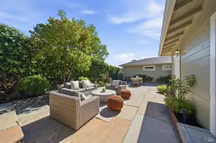 8 Marina Ct Dr, San Rafael, CA 94901 - Photo 35