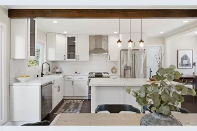 8 Marina Court Drive, San Rafael, CA 94901 - Photo 9