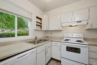 518 Santa Alicia Drive, Rohnert Park, CA 94928 - Photo 5