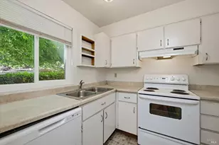 518 Santa Alicia Dr, Rohnert Park, CA 94928 - Photo 5