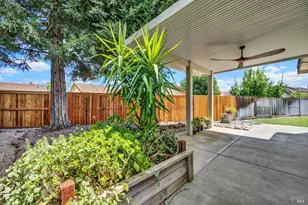 325 Stoneridge Cir, Vacaville, CA 95687 - Photo 73