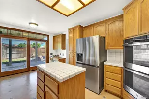 325 Stoneridge Cir, Vacaville, CA 95687 - Photo 29