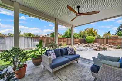 325 Stoneridge Circle, Vacaville, CA 95687 - Photo 61