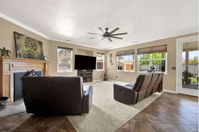 325 Stoneridge Circle, Vacaville, CA 95687 - Photo 19