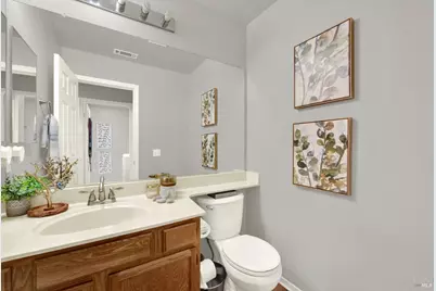 832 Vassar Drive, Vacaville, CA 95687 - Photo 41