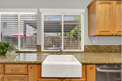 832 Vassar Drive, Vacaville, CA 95687 - Photo 37