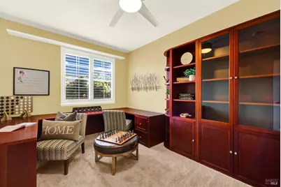 1084 Creekside Drive, Vacaville, CA 95687 - Photo 37