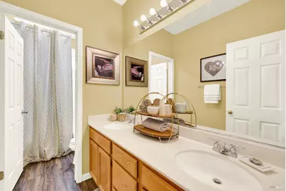 1084 Creekside Drive, Vacaville, CA 95687 - Photo 63