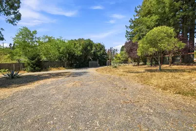 143 Lone Oak Lane, Sebastopol, CA 95472 - Photo 29