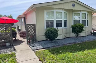 1558 Royal Oak Dr, Petaluma, CA 94954 - Photo 1