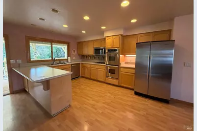 4705 Acacia Way, Penngrove, CA 94951 - Photo 5