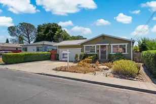 223 W Carolyn Dr, American Canyon, CA 94503 - Photo 3