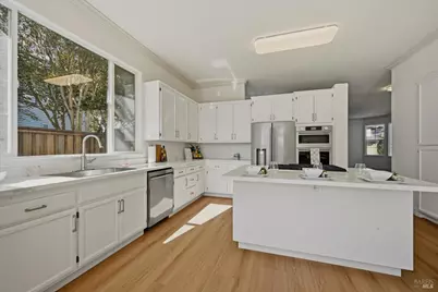 1834 Adobe Creek Drive, Petaluma, CA 94954 - Photo 15