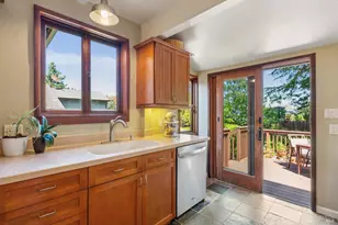 212 Sausalito St, Corte Madera, CA 94925 - Photo 11
