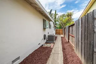 2402 Gulf Dr, Fairfield, CA 94533 - Photo 49