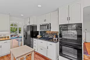 424 Greens Dr, Healdsburg, CA 95448 - Photo 11