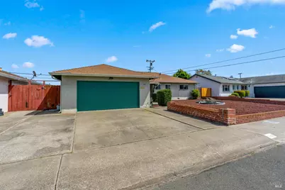 746 Tobin Drive, Vallejo, CA 94589 - Photo 5