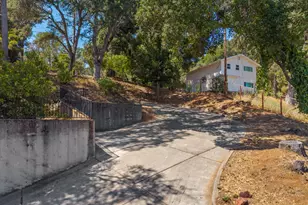 2570 Eastlake Dr, Kelseyville, CA 95451 - Photo 69
