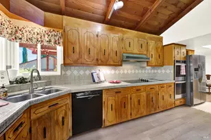 560 Werner Way, Vacaville, CA 95688 - Photo 29