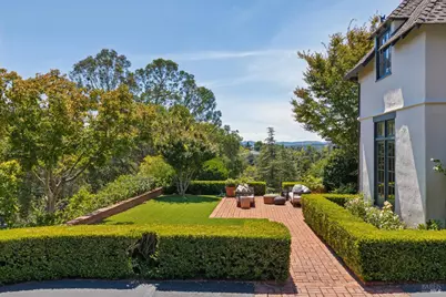 60 Fairway Drive, San Rafael, CA 94901 - Photo 43