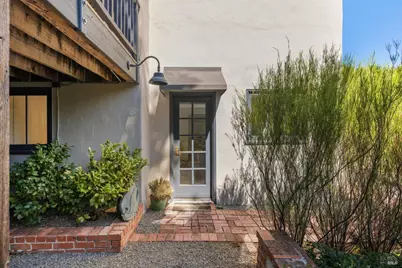 60 Fairway Drive, San Rafael, CA 94901 - Photo 35