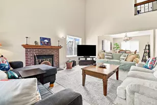2432 San Sebastian Ave, Santa Rosa, CA 95401 - Photo 7