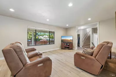 989 Suffolk Way, Fairfield, CA 94533 - Photo 13