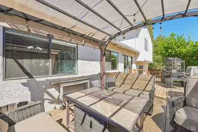 989 Suffolk Way, Fairfield, CA 94533 - Photo 63