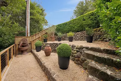 160 Piedmont Court, Larkspur, CA 94939 - Photo 71