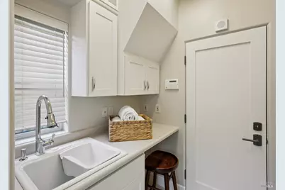 160 Piedmont Court, Larkspur, CA 94939 - Photo 67