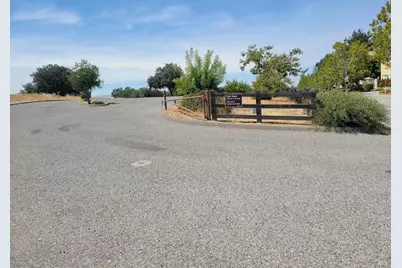 402 Chelsea Xing, San Jose, CA 95138 - Photo 27