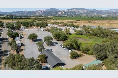 18184 Geyserville Avenue, Geyserville, CA 95441 - Photo 23