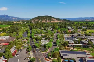 114 Vineyard Cir, Yountville, CA 94599 - Photo 93
