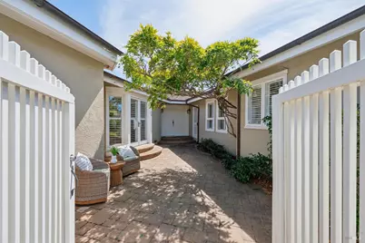 8 Saba Lane, Tiburon, CA 94920 - Photo 3