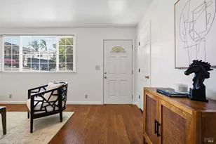 25 Linda Vista St, Benicia, CA 94510 - Photo 7