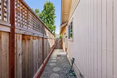 1443 Dandelion Way, Petaluma, CA 94954 - Photo 35