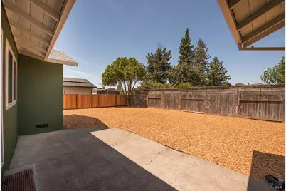 3371 Mayette Avenue, Santa Rosa, CA 95405 - Photo 31