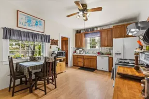 216 Grant St, Healdsburg, CA 95448 - Photo 11