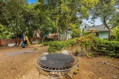 216 Grant Street, Healdsburg, CA 95448 - Photo 19