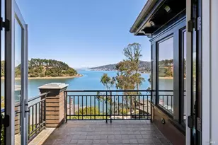56 De Silva Island Dr, Mill Valley, CA 94941 - Photo 7