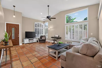 1610 W H Street, Dixon, CA 95620 - Photo 5