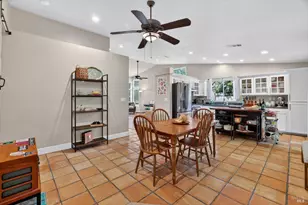 1610 W H St, Dixon, CA 95620 - Photo 13