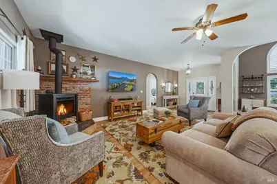 21410 Valley Oak Drive, Middletown, CA 95461 - Photo 7