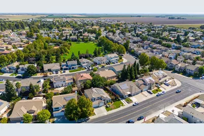 2215 Folsom Fair Circle, Dixon, CA 95620 - Photo 47