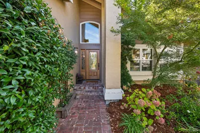 52 Woodleaf Court, Novato, CA 94945 - Photo 5
