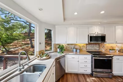 52 Woodleaf Court, Novato, CA 94945 - Photo 23