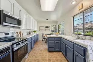 22 Saint Mathews Ct, Sonoma, CA 95476 - Photo 9
