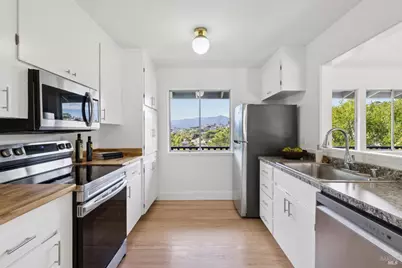 646 Hilary Drive, Tiburon, CA 94920 - Photo 15