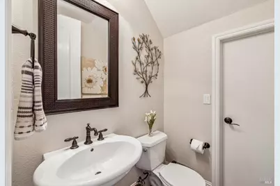 980 Allison Avenue, Saint Helena, CA 94574 - Photo 17