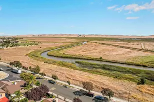 945 Bauman Ct, Suisun City, CA 94585 - Photo 25